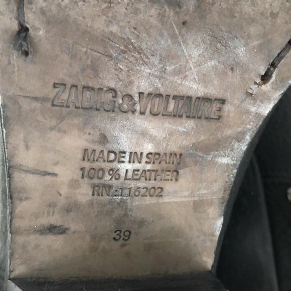 Zadig & Voltaire
Skull Leather Ankle Boots
Size: 8.5 US - Picture 14 of 16